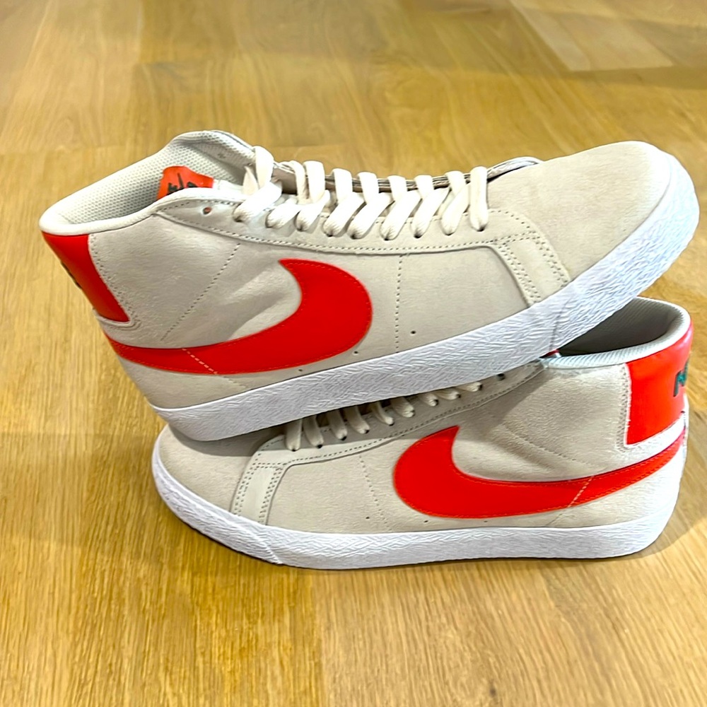 Brand New Nike SB Zoom Blazer Mid-Phantom/White/Fir/Cosmic Clay no box, Size 11